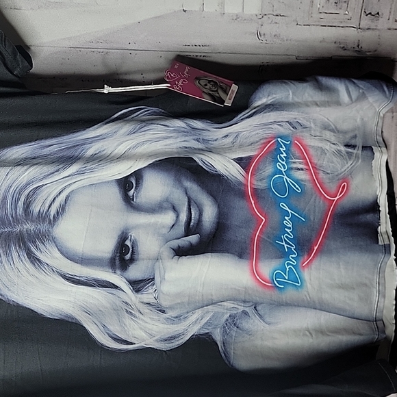 Britany spears sleepwear shirt - Picture 3 of 6